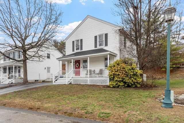 29 Lamplighter Lane, Chelmsford, MA 01863