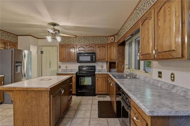 7615 Grapevine Road, Lewisville, NC 27023