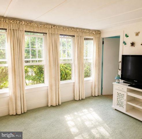 42-44 S WEST AVE, Vineland, NJ 08360