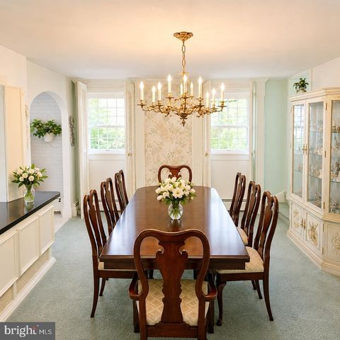 42-44 S WEST AVE, Vineland, NJ 08360