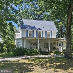 42-44 S WEST AVE, Vineland, NJ 08360