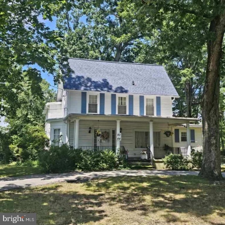 42-44 S WEST AVE, Vineland, NJ 08360