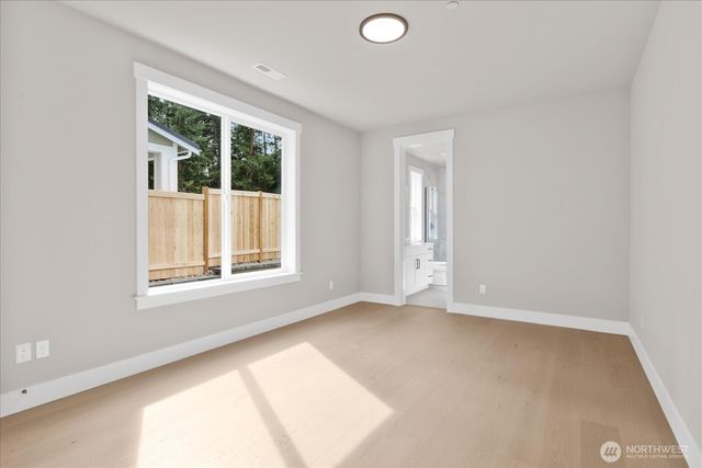 3502 N Alaska Rd, Brier, WA 98036