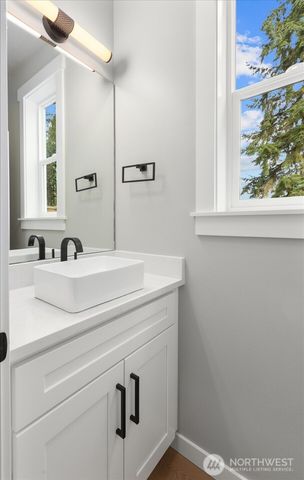 3502 N Alaska Rd, Brier, WA 98036