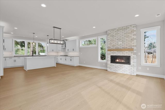 3502 N Alaska Rd, Brier, WA 98036