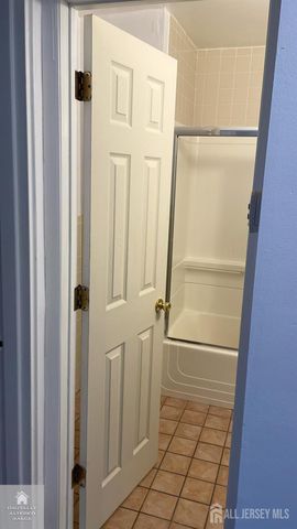 11 Pelham Avenue, Edison, NJ 08034