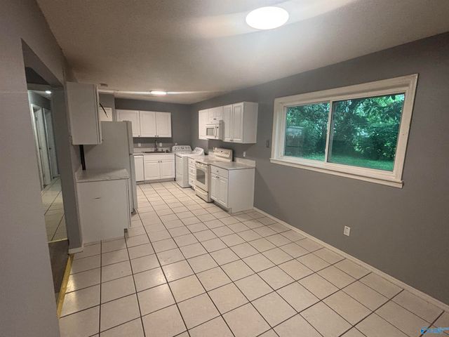 2210 Norwood Drive, Huntsville, AL 35810