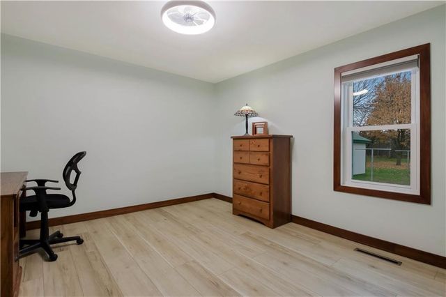 5217 E Hamilton Avenue, Eau Claire, WI 54701