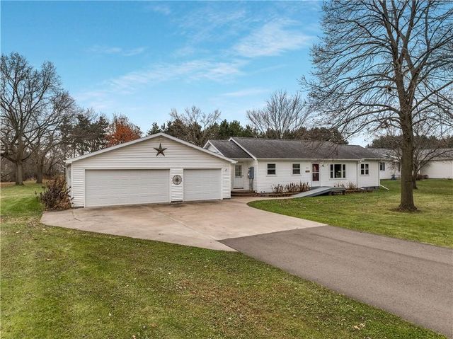 5217 E Hamilton Avenue, Eau Claire, WI 54701