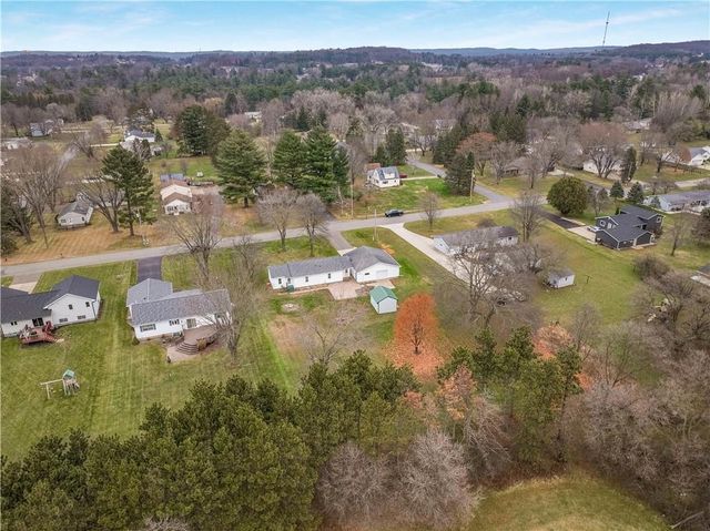 5217 E Hamilton Avenue, Eau Claire, WI 54701