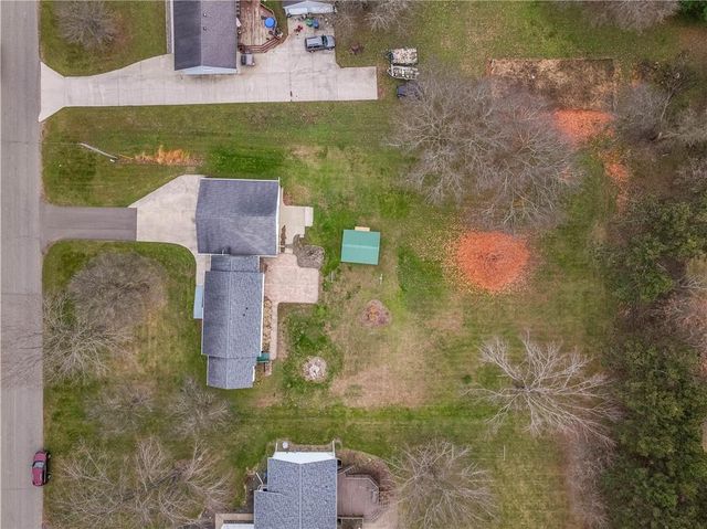 5217 E Hamilton Avenue, Eau Claire, WI 54701