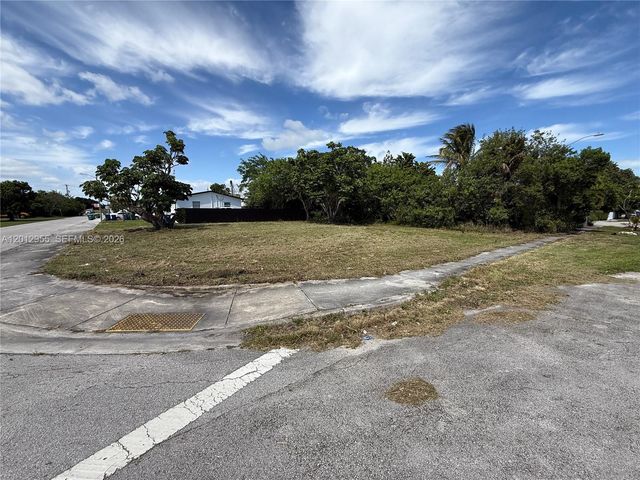 22365 SW 119th Ave, Miami, FL 33170