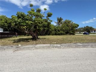22365 SW 119th Ave, Miami, FL 33170