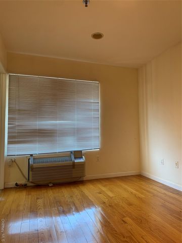 82-65 116th Street 603, Richmond Hill North, NY 11418