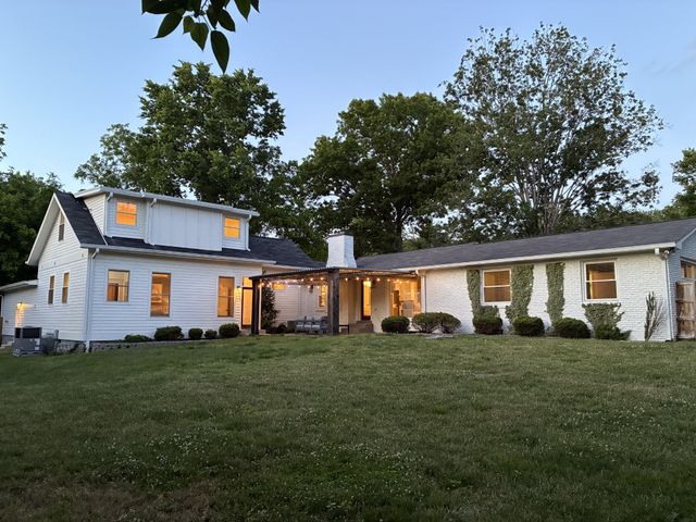 1225 Davidson Rd, Nashville, TN 37205