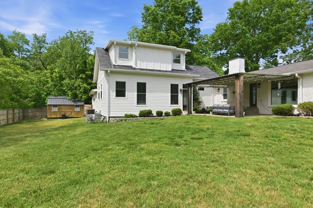 1225 Davidson Rd, Nashville, TN 37205