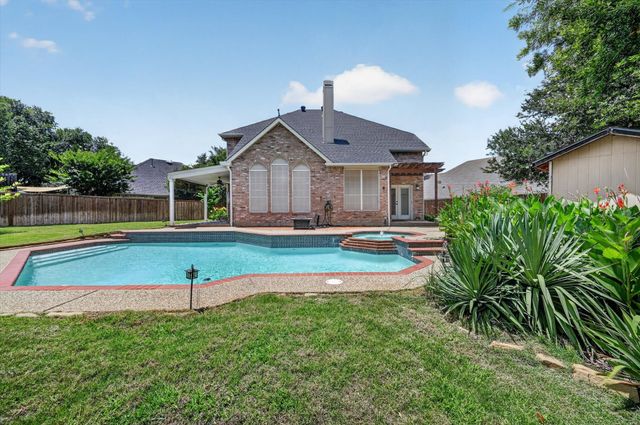 2400 Sweet Grass Trail, Flower Mound, TX 75028