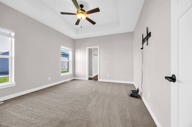 2459 Rookwood Lane, Marion, IA 52302