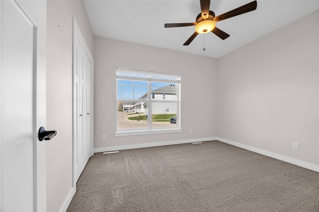 2459 Rookwood Lane, Marion, IA 52302