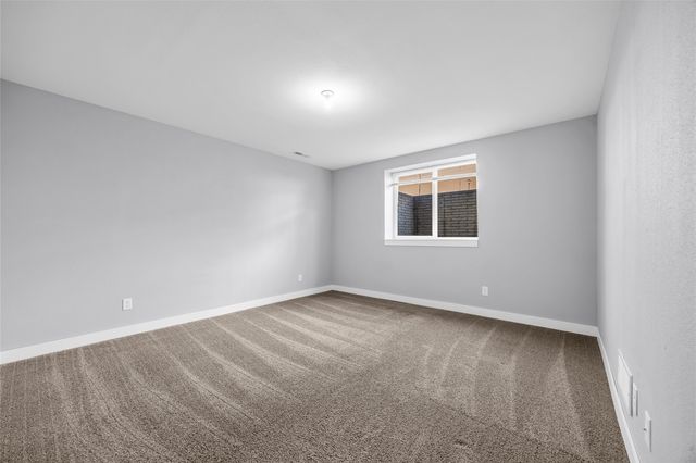 2459 Rookwood Lane, Marion, IA 52302