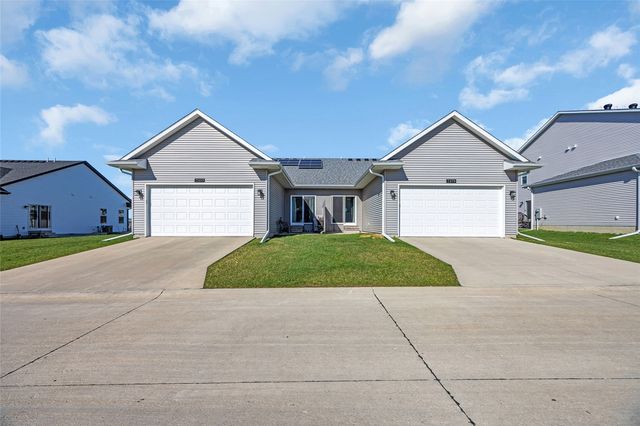 2459 Rookwood Lane, Marion, IA 52302