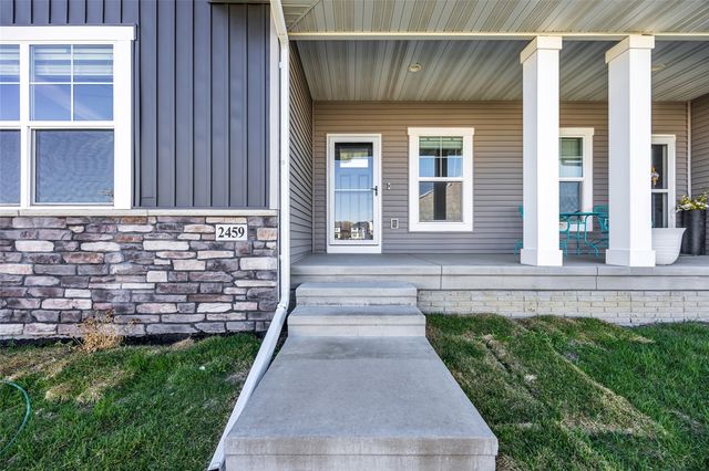 2459 Rookwood Lane, Marion, IA 52302