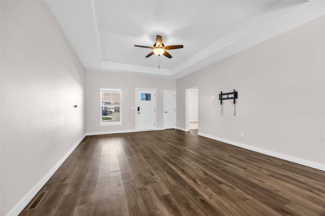 2459 Rookwood Lane, Marion, IA 52302