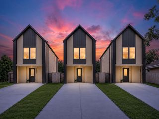 8027 Betty Boop Street, Houston, TX 77028