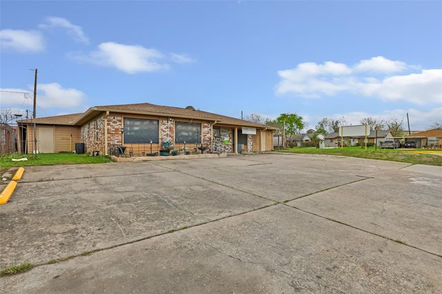 827 Casey Street, Channelview, TX 77530
