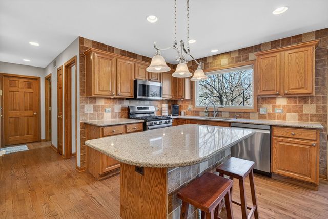 113 Woodlet Lane, Bolingbrook, IL 60490