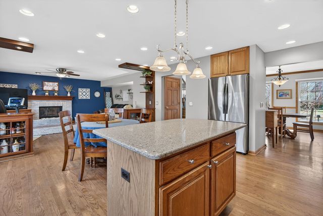 113 Woodlet Lane, Bolingbrook, IL 60490