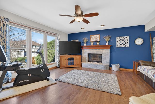 113 Woodlet Lane, Bolingbrook, IL 60490