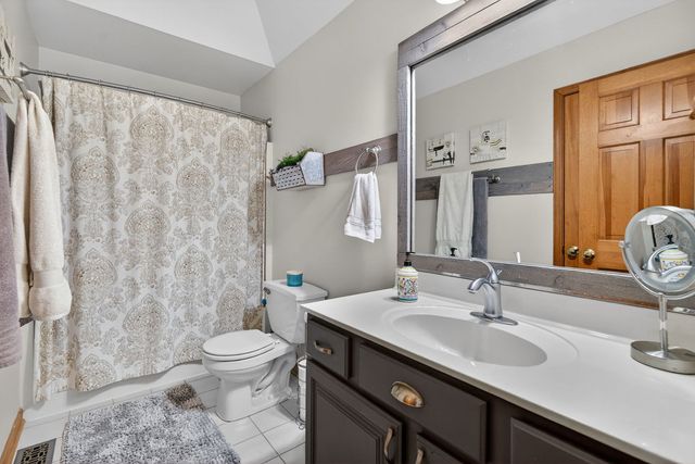 113 Woodlet Lane, Bolingbrook, IL 60490