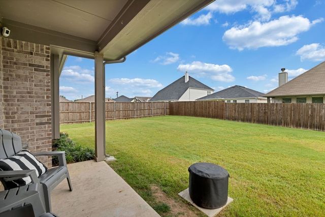 2400 Peebles Lane, Denton, TX 76207