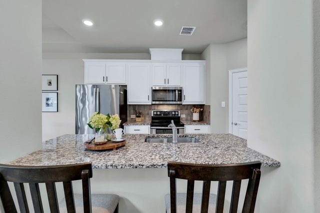 2400 Peebles Lane, Denton, TX 76207