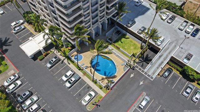 2825 S King Street 201, Honolulu, HI 96826