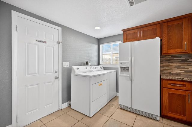 3813 23rd Ave, Sacramento, CA 95820