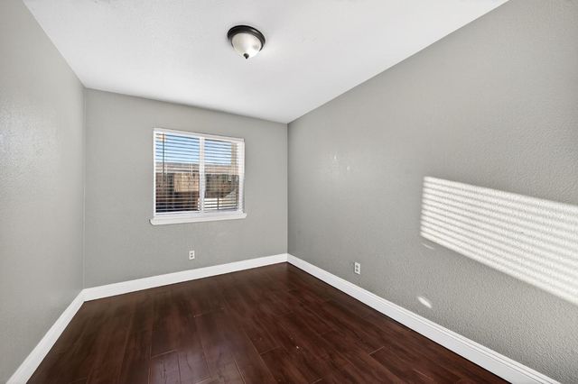 3813 23rd Ave, Sacramento, CA 95820