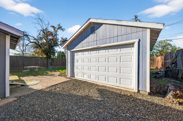 3813 23rd Ave, Sacramento, CA 95820