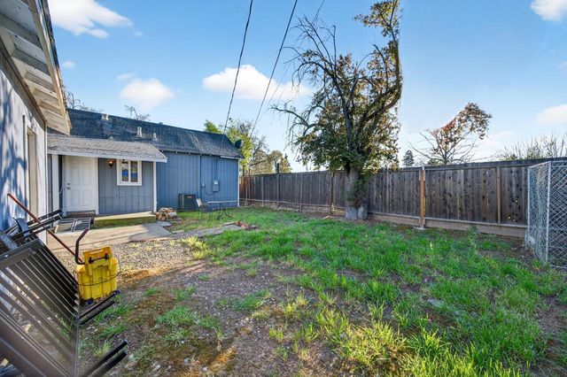 3813 23rd Ave, Sacramento, CA 95820