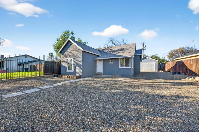 3813 23rd Ave, Sacramento, CA 95820