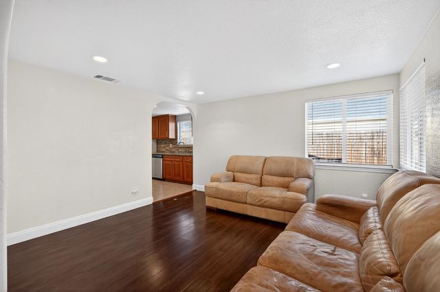 3813 23rd Ave, Sacramento, CA 95820