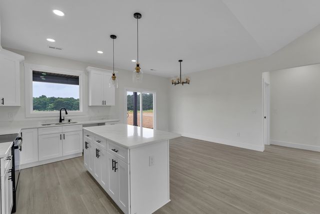 533 Bill Lattimore Road, Chesnee, SC 29323