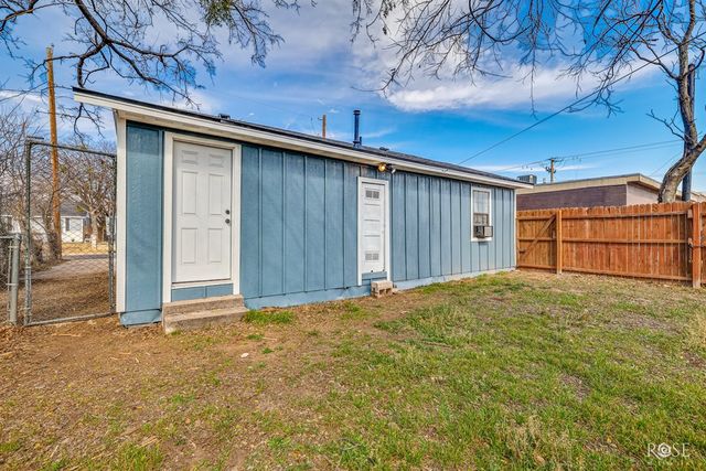 9 W 9th Street, San Angelo, TX 76903