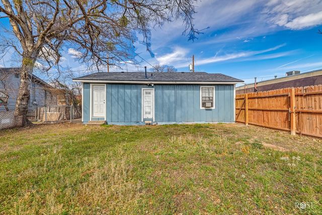 9 W 9th Street, San Angelo, TX 76903