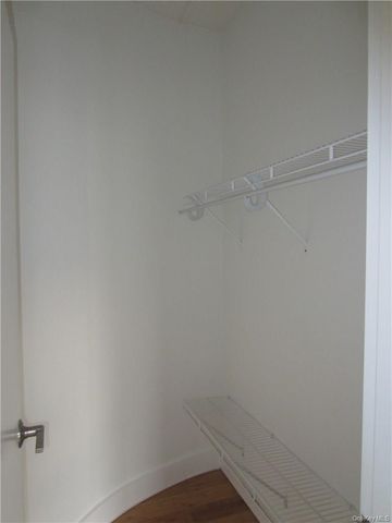 123 Mamaroneck Avenue 111, Mamaroneck, NY 10543