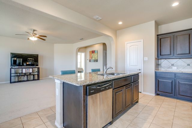 10256 Little Falls Trail, Fort Worth, TX 76177