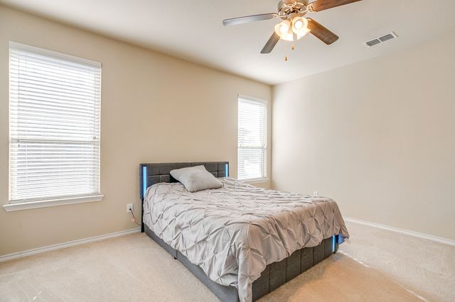 10256 Little Falls Trail, Fort Worth, TX 76177