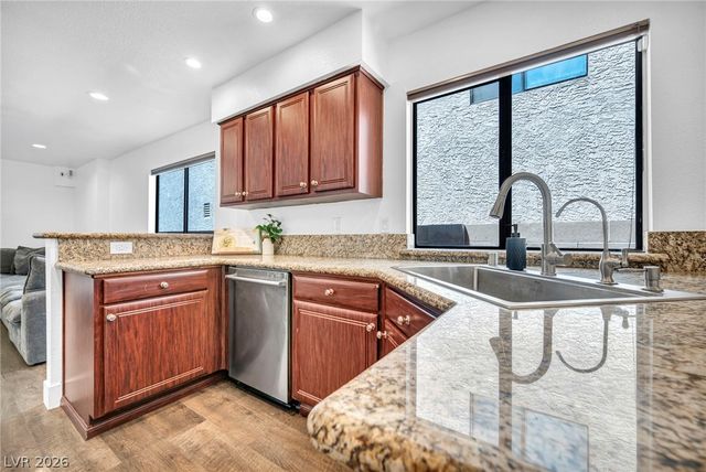 132 Wynntry Drive, Henderson, NV 89074