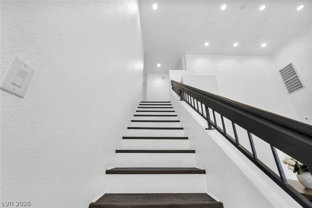 132 Wynntry Drive, Henderson, NV 89074